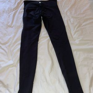 Lululemon 27" black mid rise align leggings, size  6